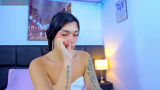 Snapshot of Camila_Coxx chatting on February 3, 8:46 am Camila Coxx online show from February 3, 8:46 am