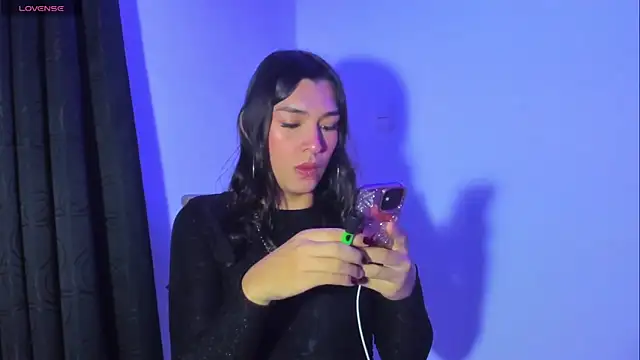 Snapshot of Camila_Coxx chatting on March 4, 6:26 am Camila Coxx online show from March 4, 6:26 am