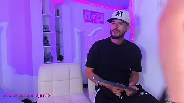 Snapshot of Camila_Coxx chatting on September 17, 10:17 am Camila Coxx online show from September 17, 10:17 am