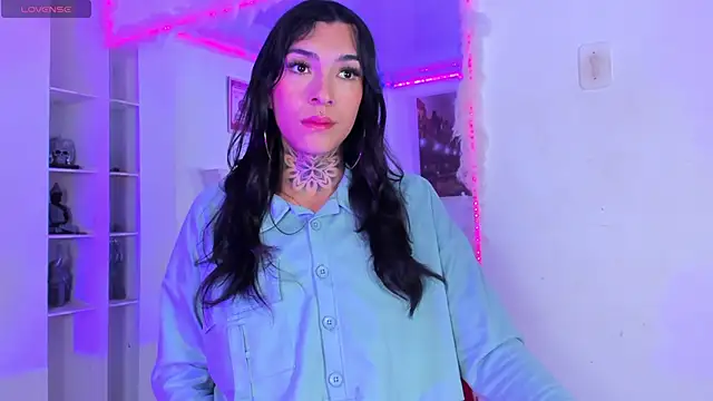 Snapshot of Camila_Coxx chatting on October 16, 2:51 pm Camila Coxx online show from October 16, 2:51 pm