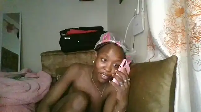 Snapshot of Sonnia_ chatting on December 11, 8:50 pm Sonnia online show from December 11, 8:50 pm