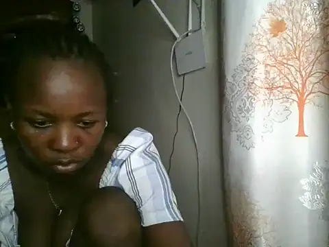 Snapshot of Sonnia_ chatting on February 2, 8:19 pm Sonnia online show from February 2, 8:19 pm