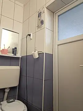 hornny1995 online show from January 7, 5:48 pm