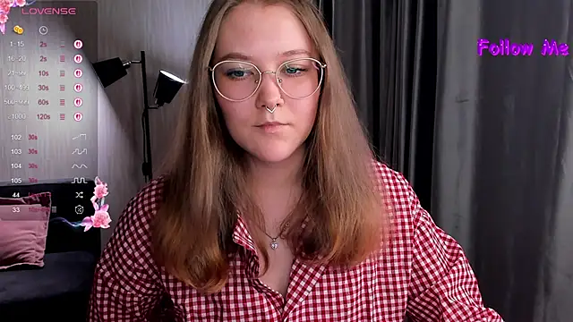 bunny bubble online show from October 4, 10:30 pm