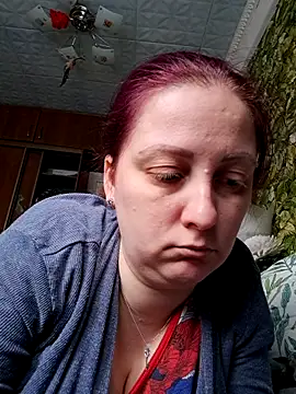 Sakura Green online show from April 7, 9:54 am