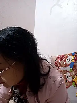 Hotestlove online show from January 10, 2:30 pm