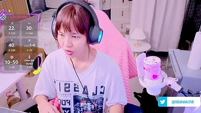 Snapshot of Kana_G chatting on May 3, 4:02 pm Kana G online show from May 3, 4:02 pm