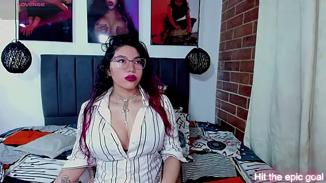 kyliejenner hot online show from January 12, 3:34 am