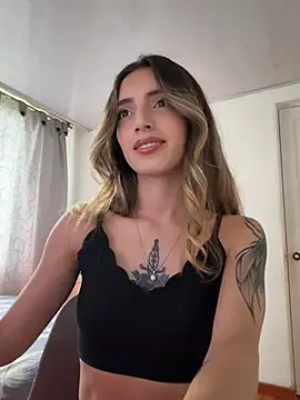 Snapshot of IsadoraGalle_ chatting on June 30, 10:00 pm IsadoraGalle online show from June 30, 10:00 pm