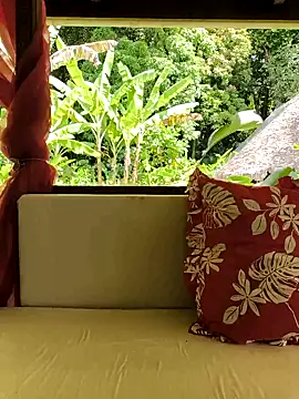 emma4xxx online show from January 9, 8:11 pm