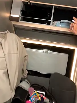 emma4xxx online show from September 14, 8:19 pm