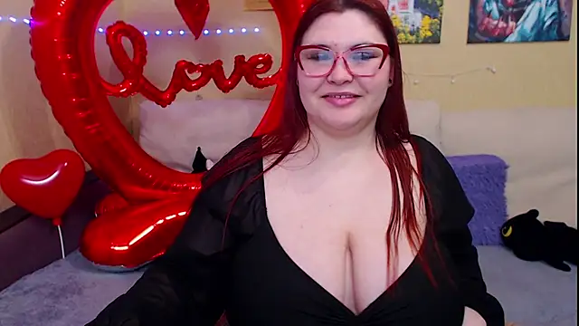 JuliaKeln online show from February 14, 7:54 pm