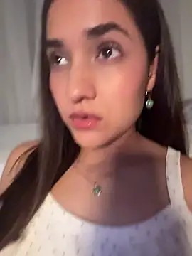 CuteeRose online show from May 10, 3:28 pm