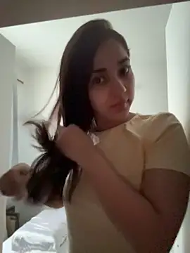 CuteeRose online show from May 14, 11:39 am