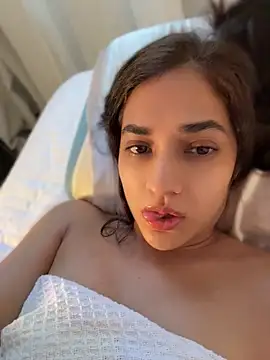 CuteeRose online show from June 20, 7:38 pm