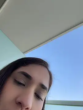 CuteeRose online show from July 22, 12:30 pm