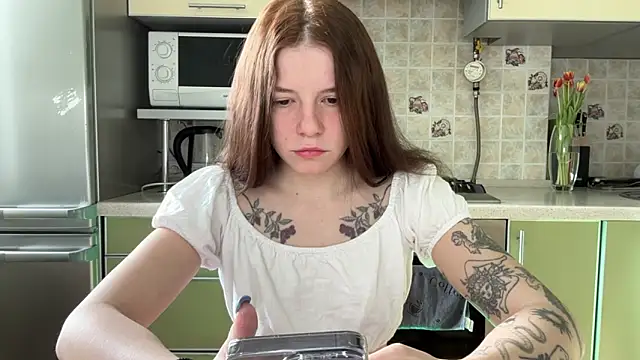 mia   mi online show from March 11, 7:37 am