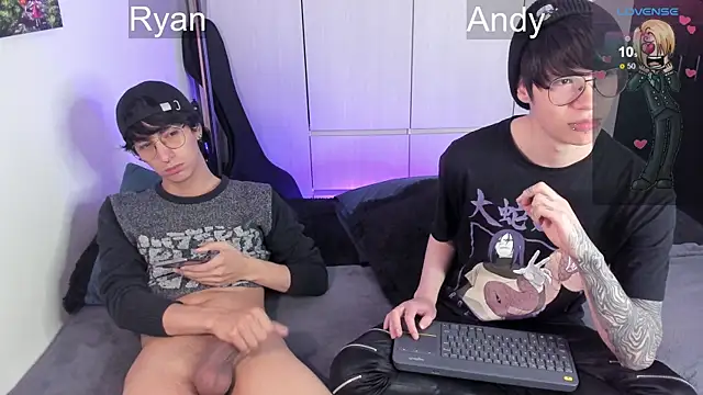 Aventure Twinks online show from December 28, 7:11 am