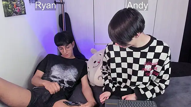 Aventure Twinks online show from January 11, 7:17 am