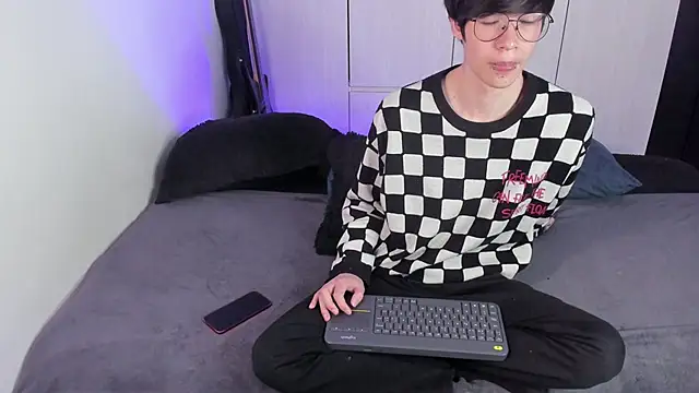 Aventure Twinks online show from January 28, 1:38 pm