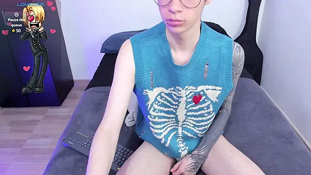 Aventure Twinks online show from March 8, 9:18 pm