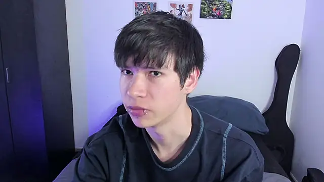 Aventure Twinks online show from October 15, 6:41 pm