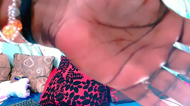 Snapshot of Indian_tracy chatting on July 20, 9:34 am Indian tracy online show from July 20, 9:34 am