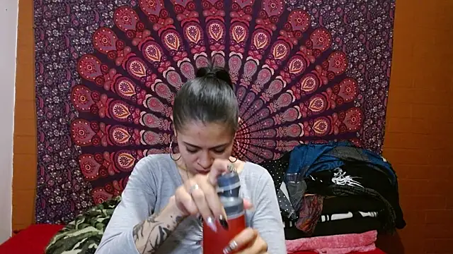 AbbySccott online show from April 22, 12:02 am