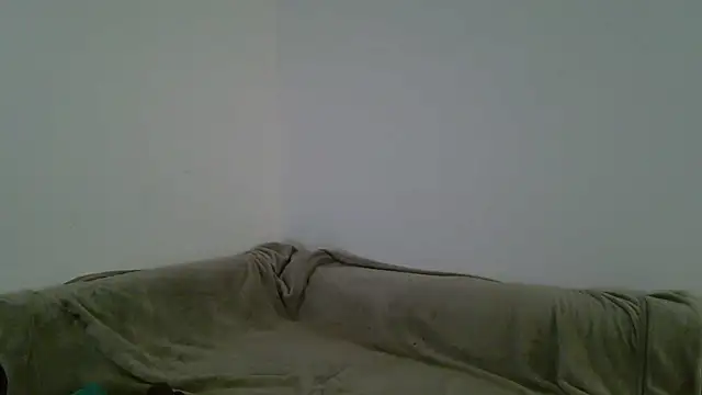 Snapshot of cderikabitche chatting on January 9, 8:44 pm cderikabitche online show from January 9, 8:44 pm