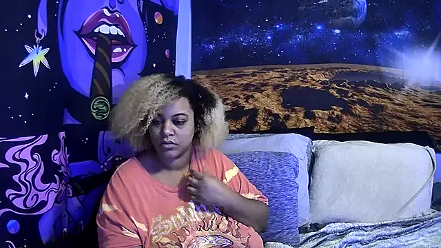 Snapshot of AutumnHart chatting on December 16, 2:49 pm AutumnHart online show from December 16, 2:49 pm