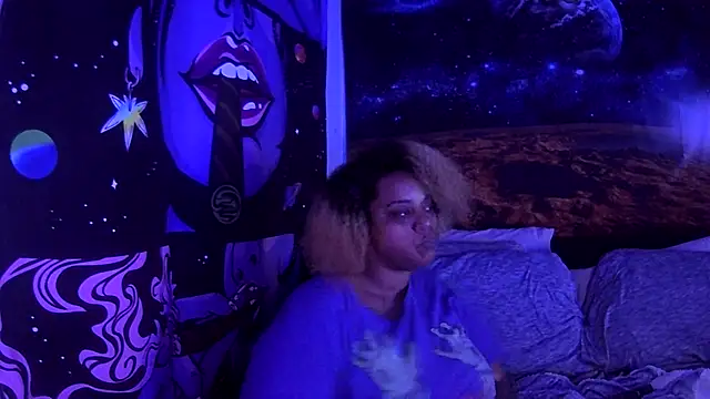 Snapshot of AutumnHart chatting on December 20, 1:58 am AutumnHart online show from December 20, 1:58 am