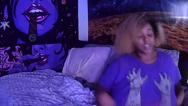 Snapshot of AutumnHart chatting on December 20, 2:38 pm AutumnHart online show from December 20, 2:38 pm