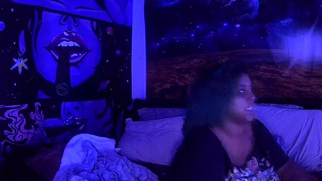 Snapshot of AutumnHart chatting on December 27, 10:16 pm AutumnHart online show from December 27, 10:16 pm