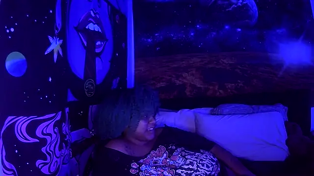 Snapshot of AutumnHart chatting on December 29, 2:38 am AutumnHart online show from December 29, 2:38 am