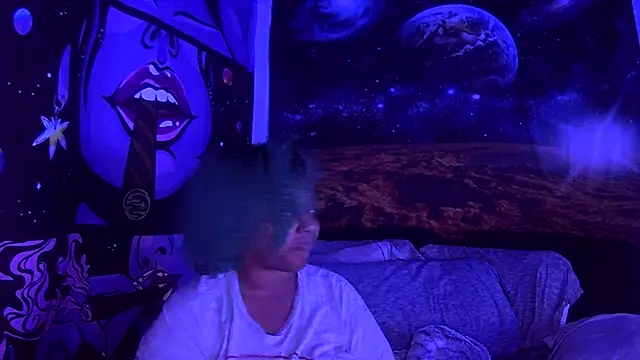 Snapshot of AutumnHart chatting on December 30, 3:03 am AutumnHart online show from December 30, 3:03 am