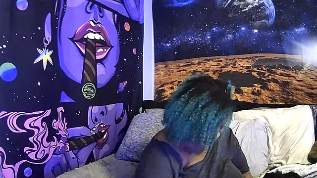 Snapshot of AutumnHart chatting on January 8, 9:55 pm AutumnHart online show from January 8, 9:55 pm