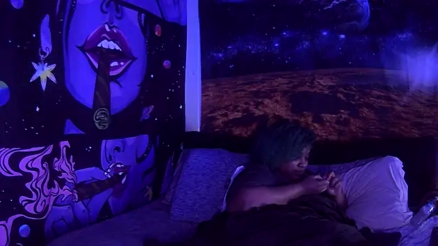 Snapshot of AutumnHart chatting on January 9, 12:57 am AutumnHart online show from January 9, 12:57 am