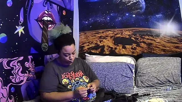 Snapshot of AutumnHart chatting on February 15, 9:48 pm AutumnHart online show from February 15, 9:48 pm