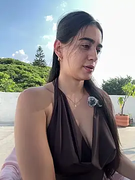 Snapshot of ZarahEvans chatting on November 7, 8:20 pm ZarahEvans online show from November 7, 8:20 pm