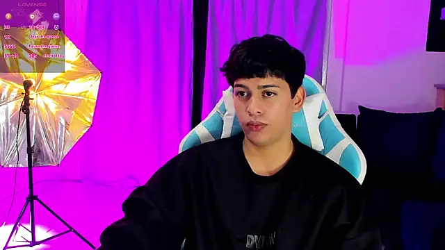 Franco Rizzo  online show from October 22, 1:50 am