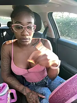 Snapshot of VixenCapri chatting on December 24, 3:05 pm VixenCapri online show from December 24, 3:05 pm