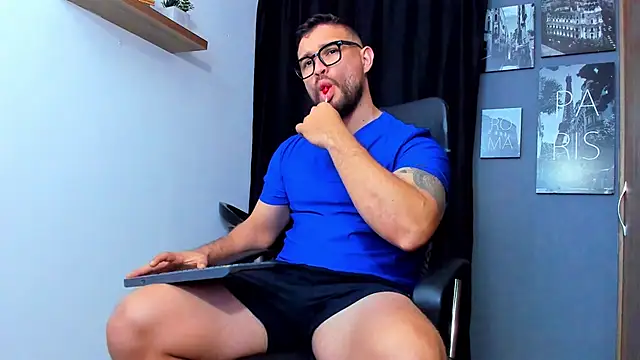 AndrewDiaz online show from November 18, 6:29 am