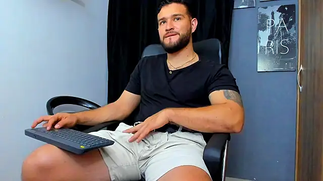 AndrewDiaz online show from December 23, 6:22 am