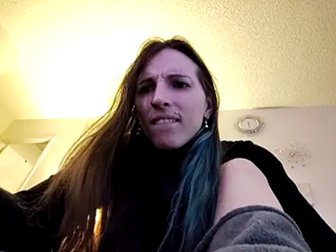 SmokeShow686 online show from April 11, 12:53 pm