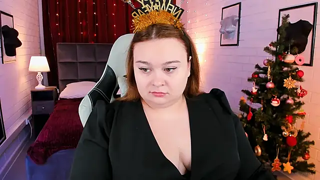 Snapshot of KimberlyMaran chatting on December 31, 9:10 am KimberlyMaran online show from December 31, 9:10 am