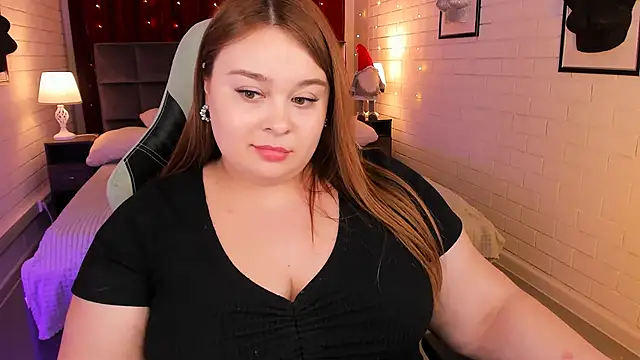 Snapshot of KimberlyMaran chatting on January 18, 3:05 pm KimberlyMaran online show from January 18, 3:05 pm