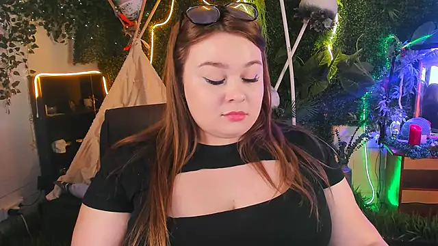 Snapshot of KimberlyMaran chatting on January 19, 3:21 pm KimberlyMaran online show from January 19, 3:21 pm