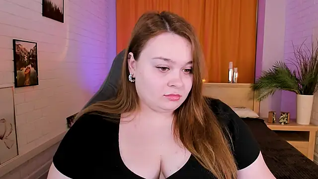 Snapshot of KimberlyMaran chatting on January 28, 9:19 am KimberlyMaran online show from January 28, 9:19 am