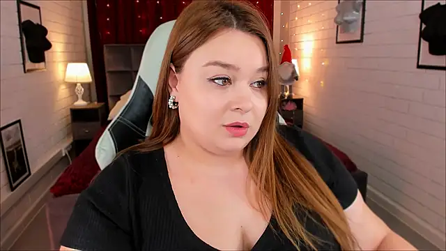 Snapshot of KimberlyMaran chatting on February 2, 3:17 pm KimberlyMaran online show from February 2, 3:17 pm