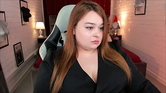 Snapshot of KimberlyMaran chatting on February 9, 1:14 pm KimberlyMaran online show from February 9, 1:14 pm